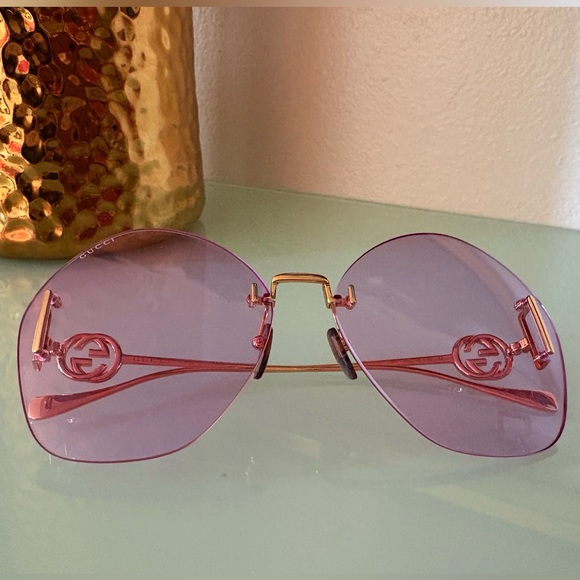 Gucci Violet Rimless Sunglasses with Gold Temples main image 5